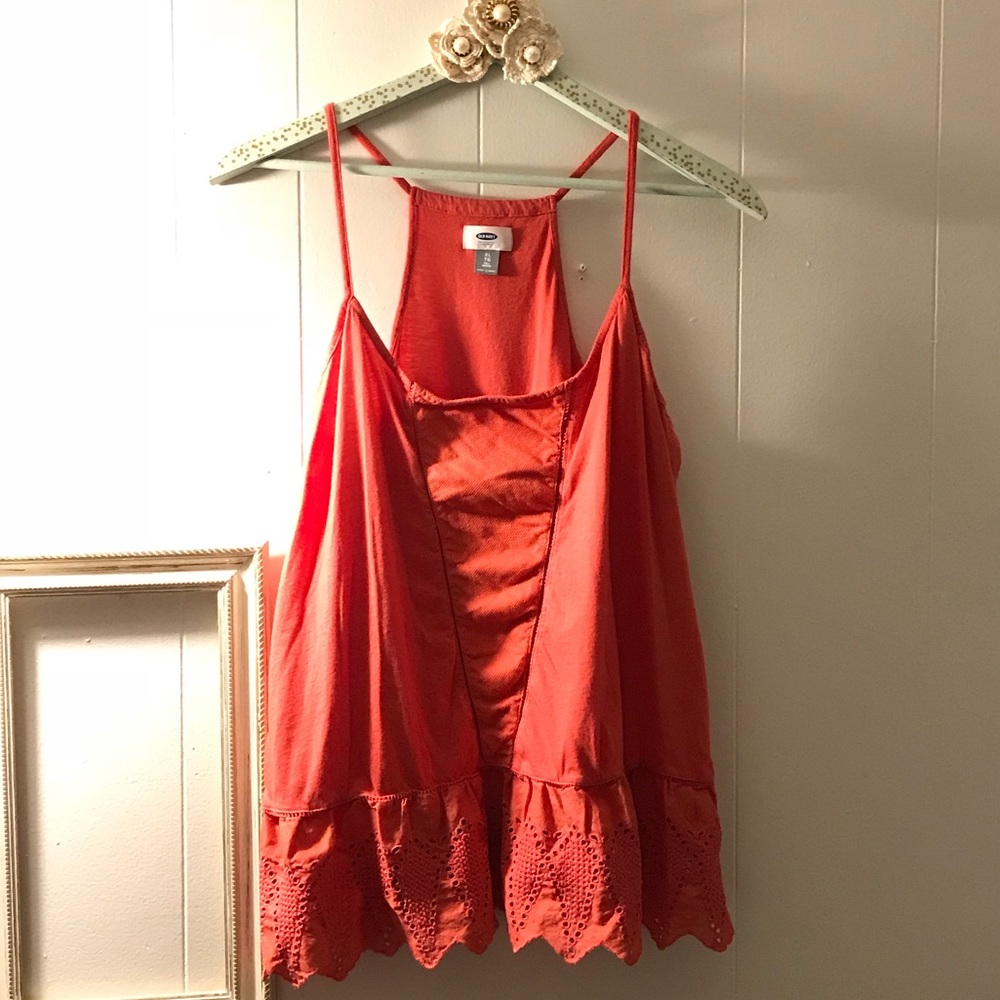 EUC Old Navy Lace Detailed Tank